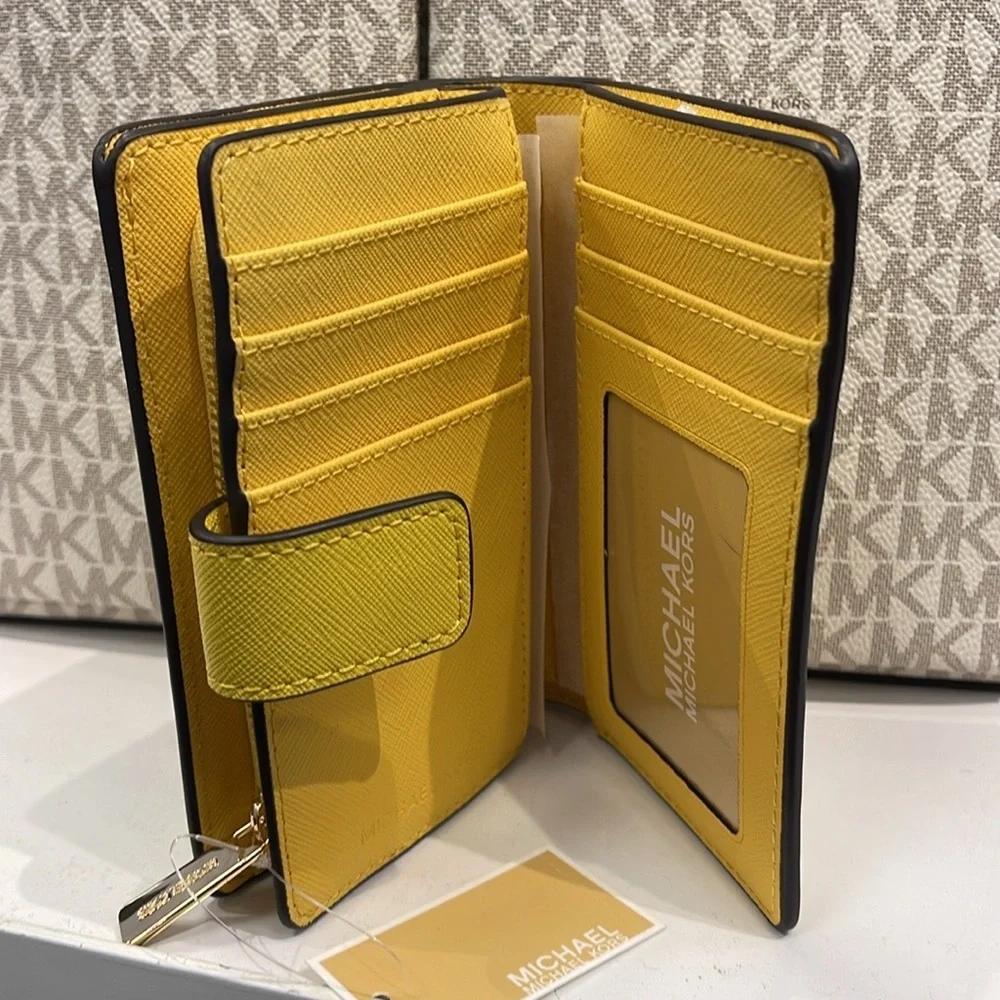 Michael Kors Medium Crossgrain Leather Wallet COLOR GOLDEN YELLOW NWT